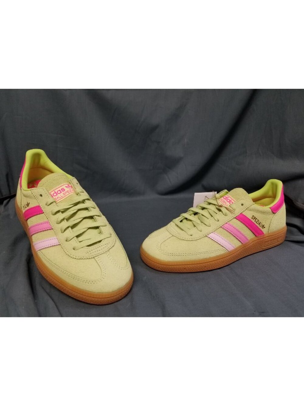 Adidas Handball Spezial Green Pink  JP8752 Women's Size 10 NEW NO BOX!
